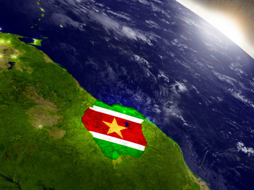 Hoe digitale gemeenschappen Surinamers helpen om over de grenzen heen verbonden te blijven